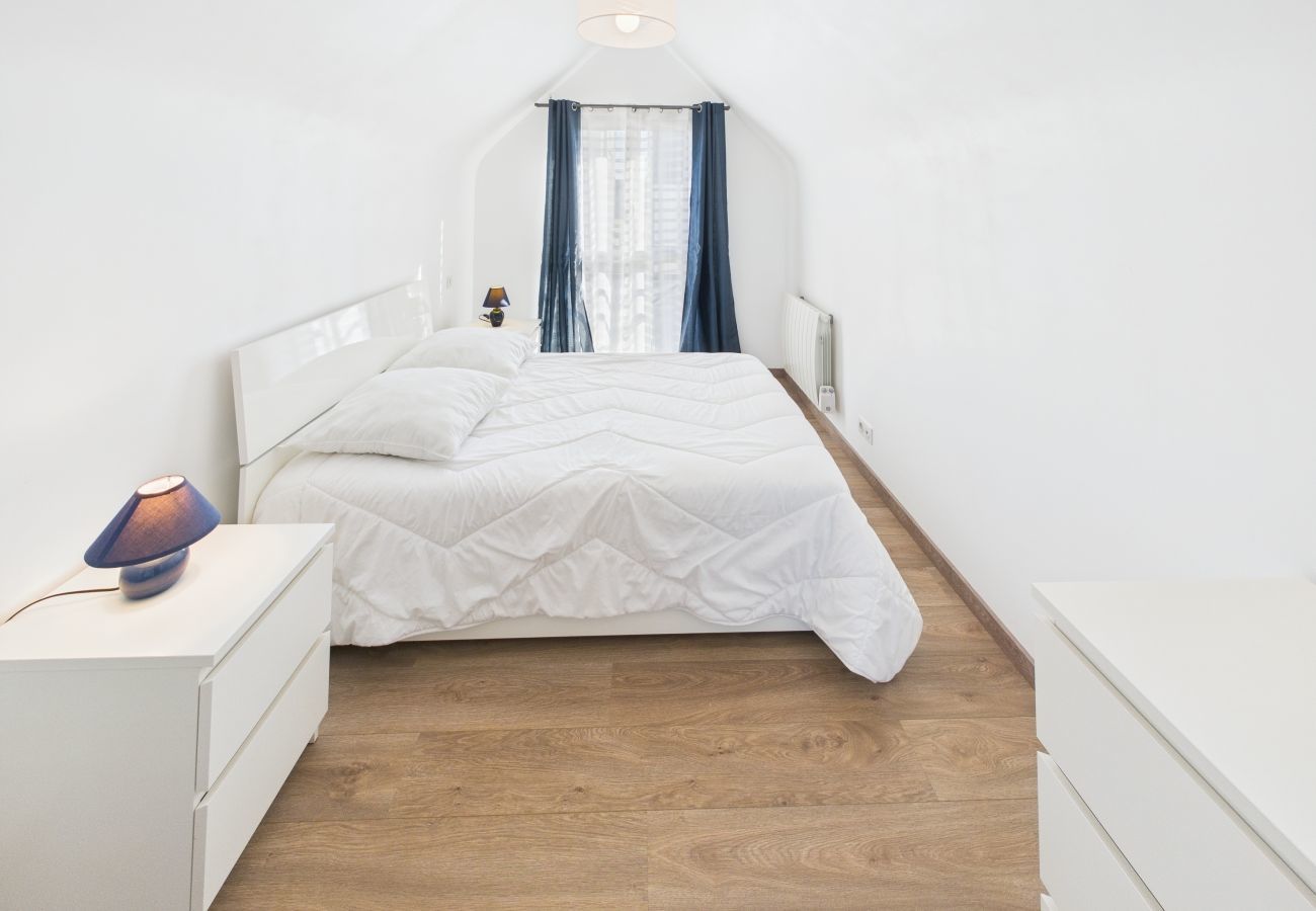 House in Le Guilvinec - House with veranda for 6, 400m from the beach 