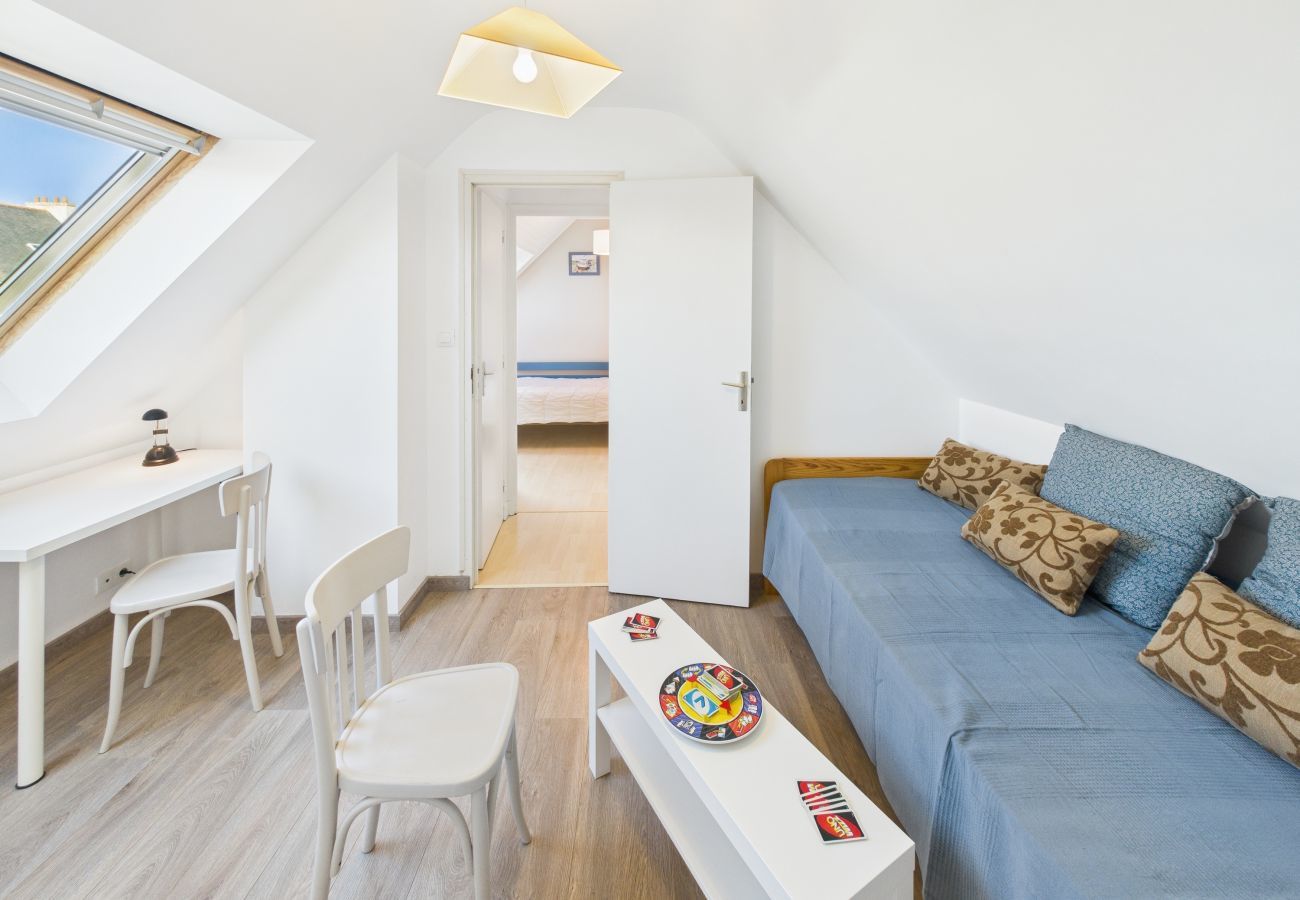 House in Le Guilvinec - House with veranda for 6, 400m from the beach 