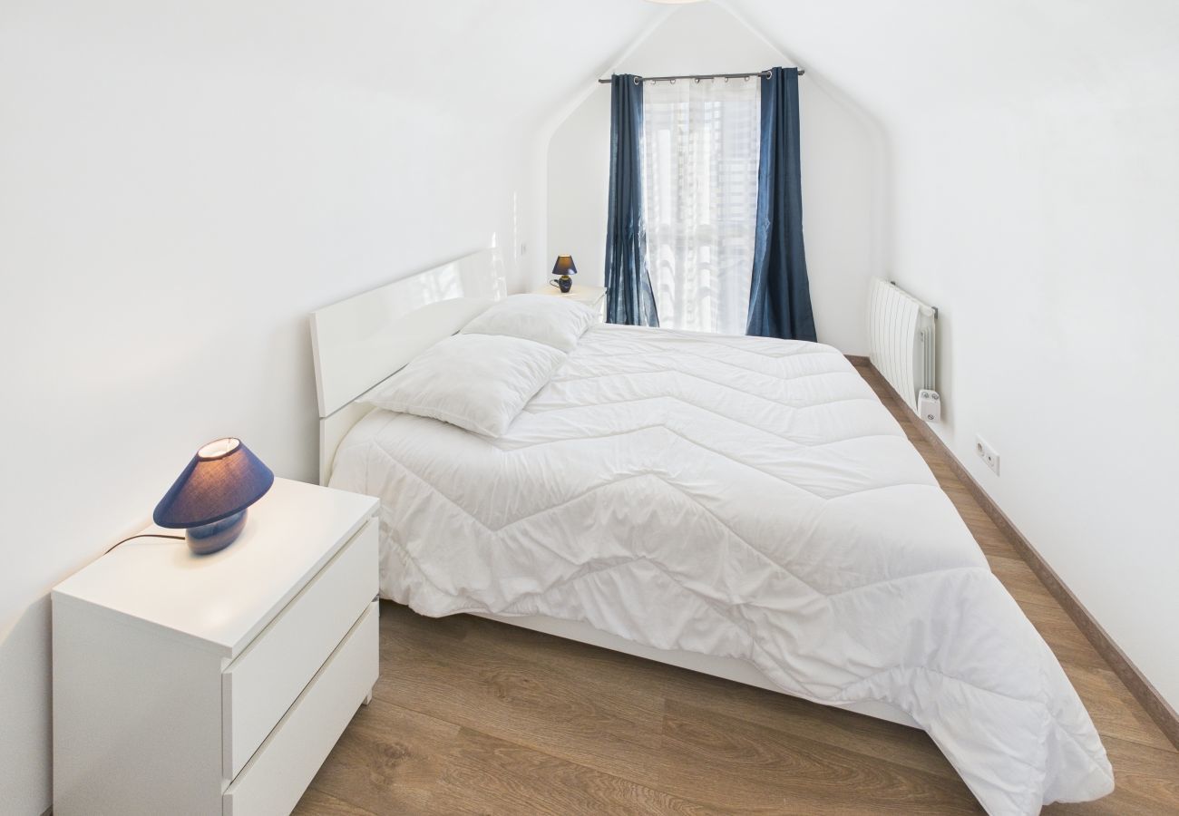 House in Le Guilvinec - House with veranda for 6, 400m from the beach 