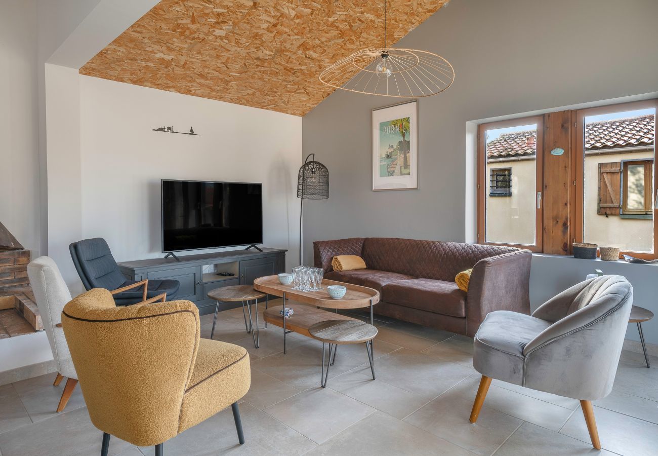 House in La Plaine-sur-Mer - House with an extension for 11 at 800m from the sea