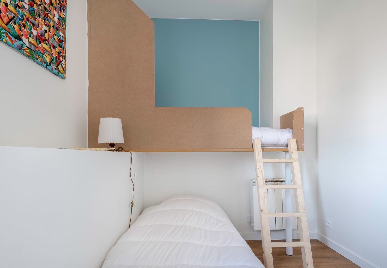 House in Préfailles - Sea view, 30m from beach, 5 adults & 1 child