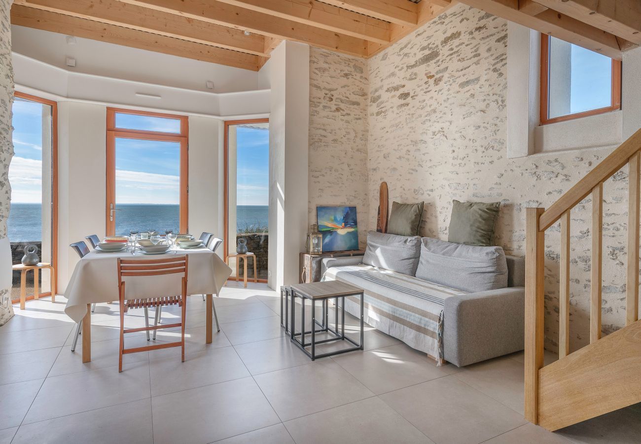 House in Préfailles - Sea view, 30m from beach, 5 adults & 1 child