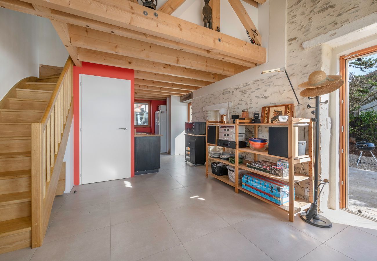 House in Préfailles - Sea view, 30m from beach, 5 adults & 1 child