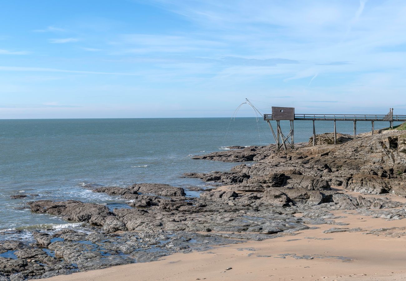House in Préfailles - Sea view, 30m from beach, 5 adults & 1 child