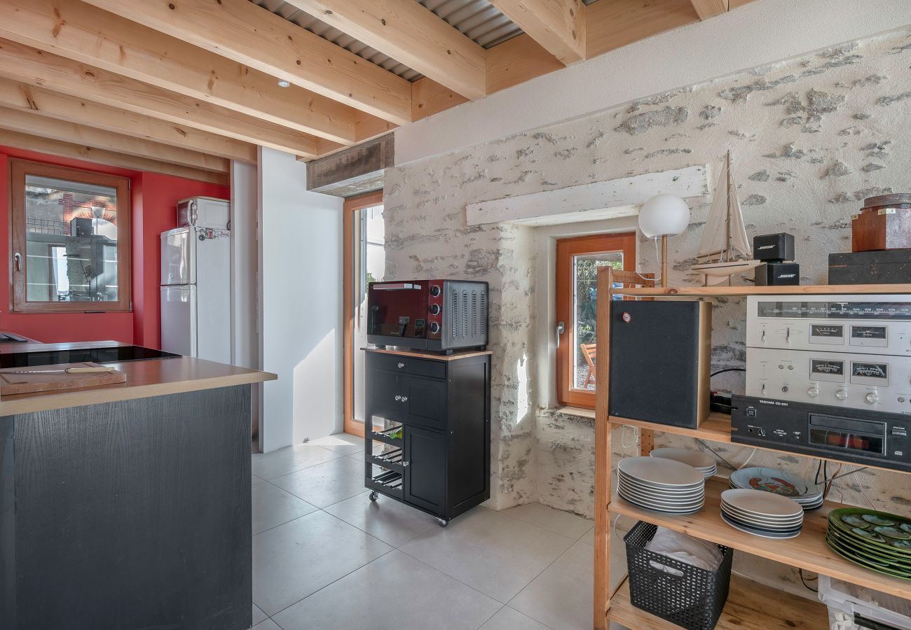 House in Préfailles - Sea view, 30m from beach, 5 adults & 1 child
