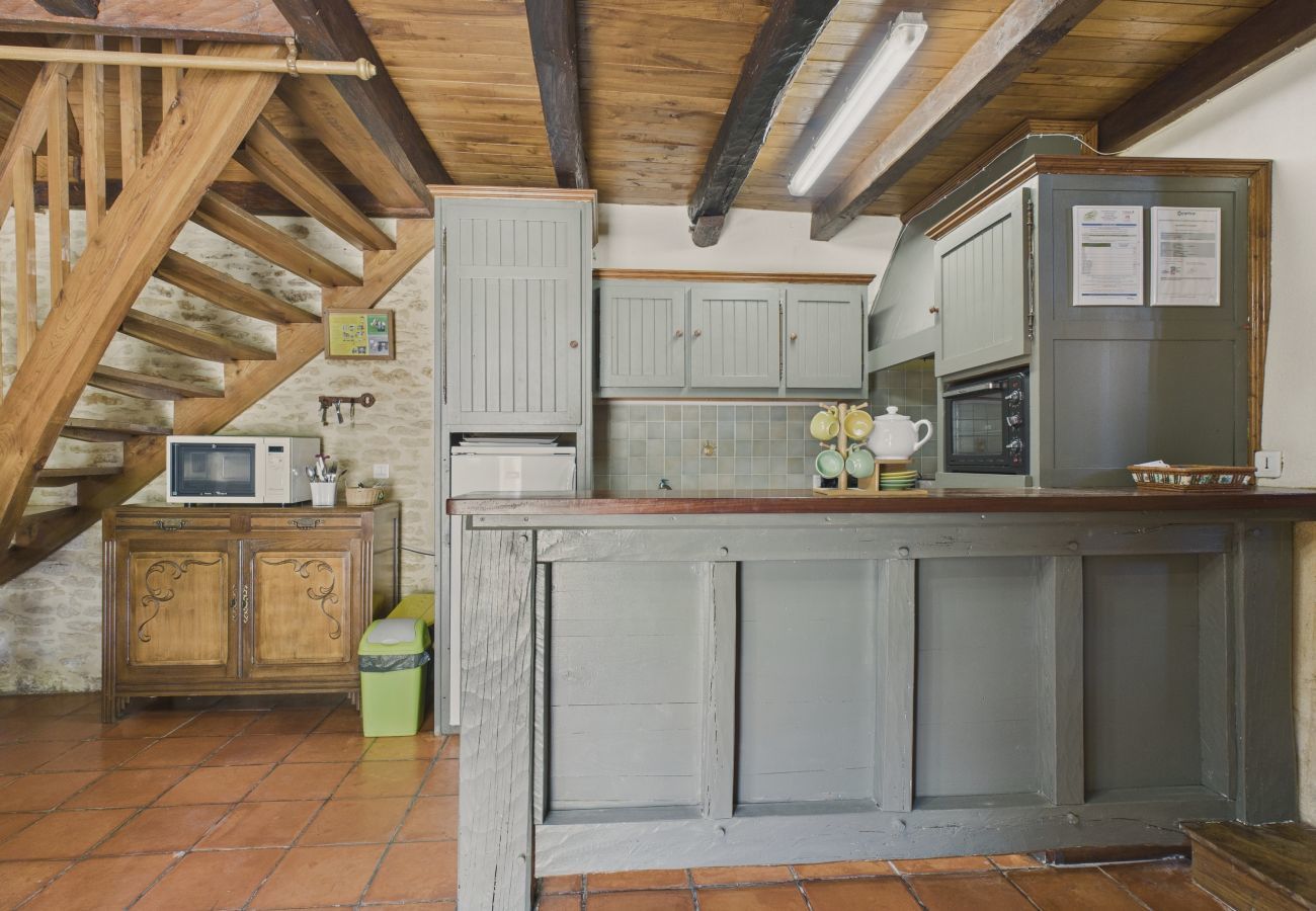 House in Saint-Crépin-et-Carlucet - Country house for 6 with swimming pool and garden