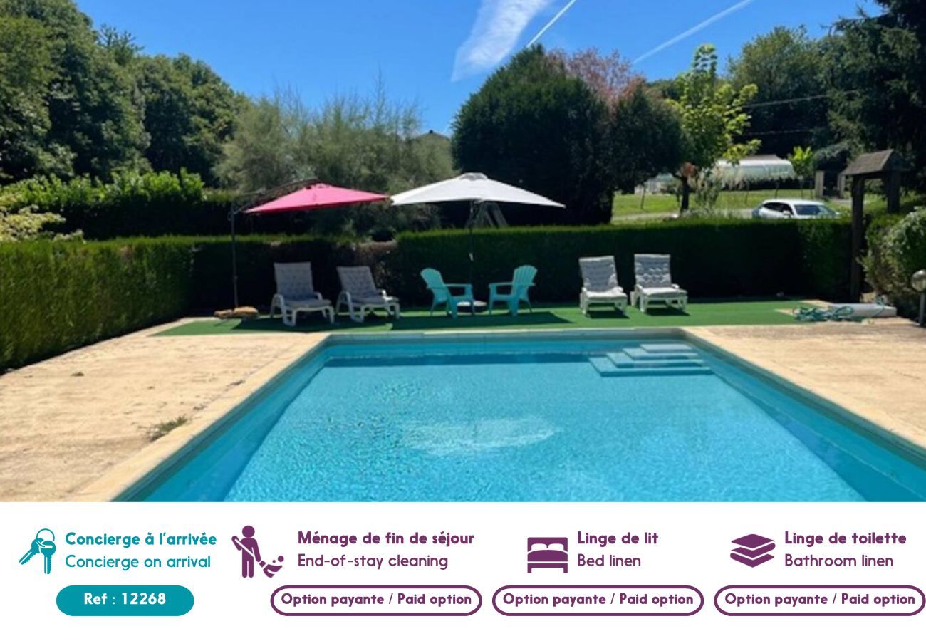 House in Saint-Crépin-et-Carlucet - Country house for 6 with swimming pool and garden
