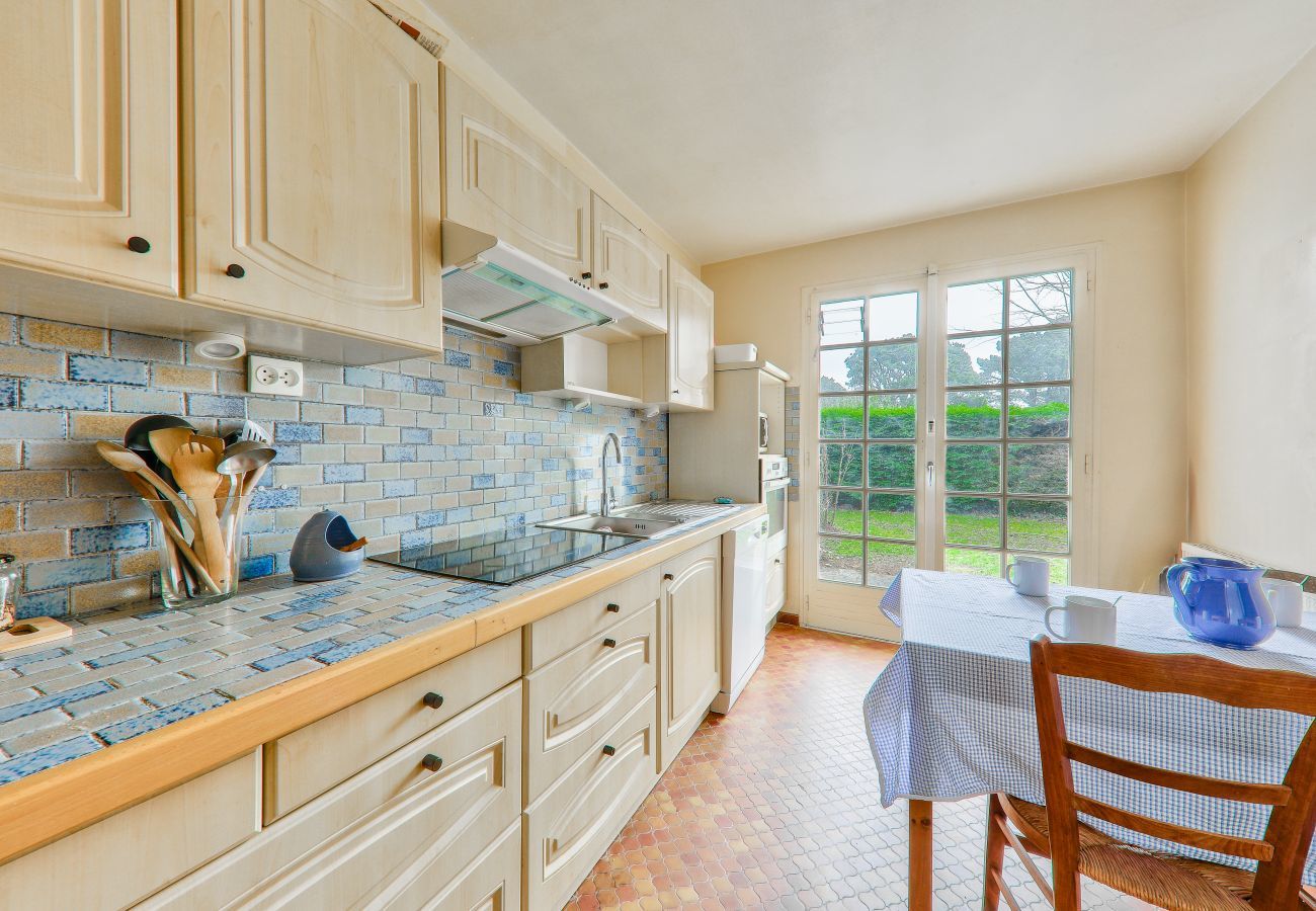 House in Saint-Gildas-de-Rhuys - House for 8 with garden 300 m from the sea
