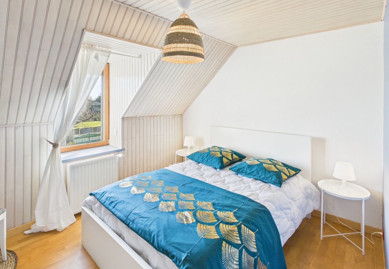 House in Plomeur - House for 10 people with large exterior