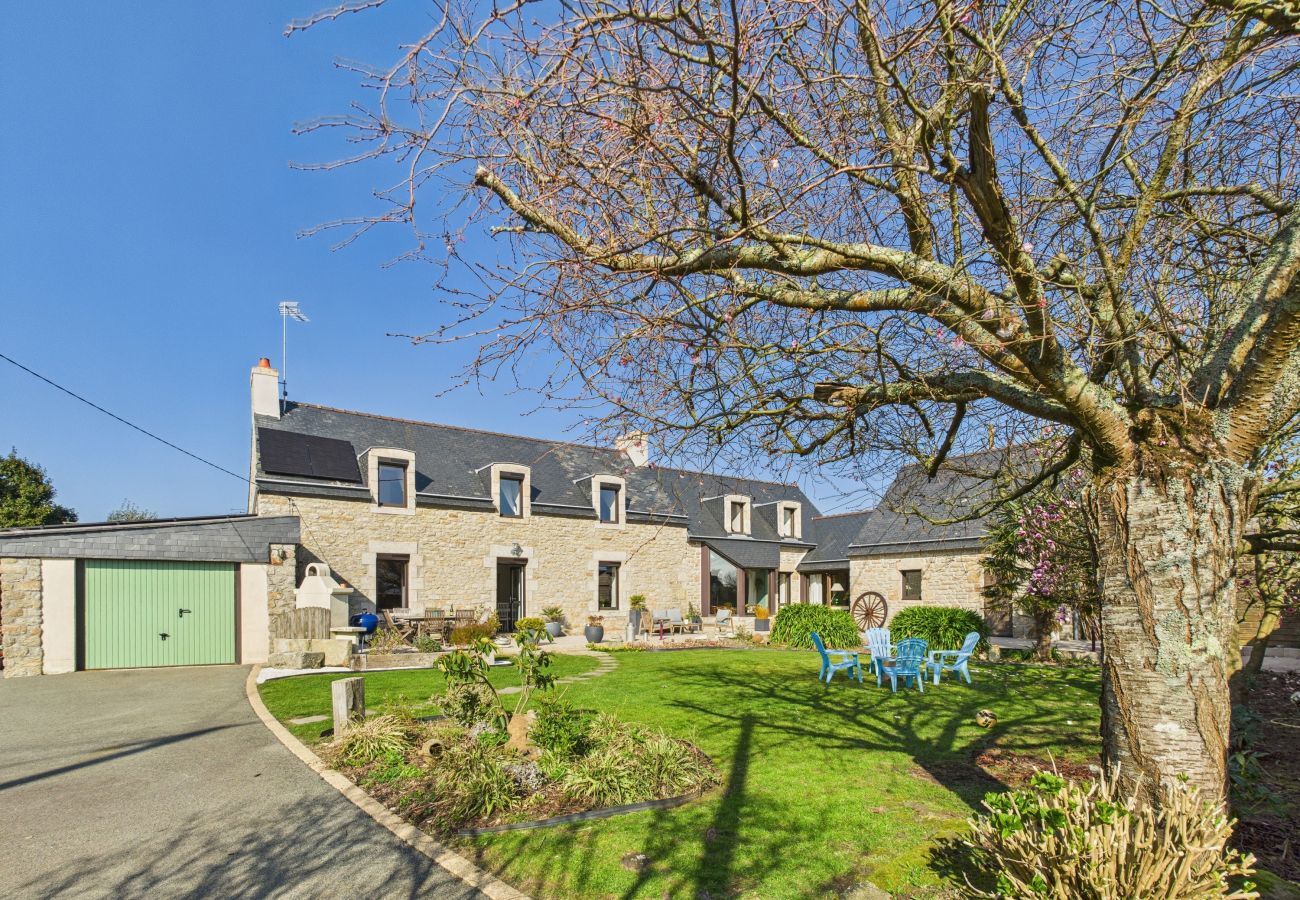House in Plomeur - House for 10 people with large exterior