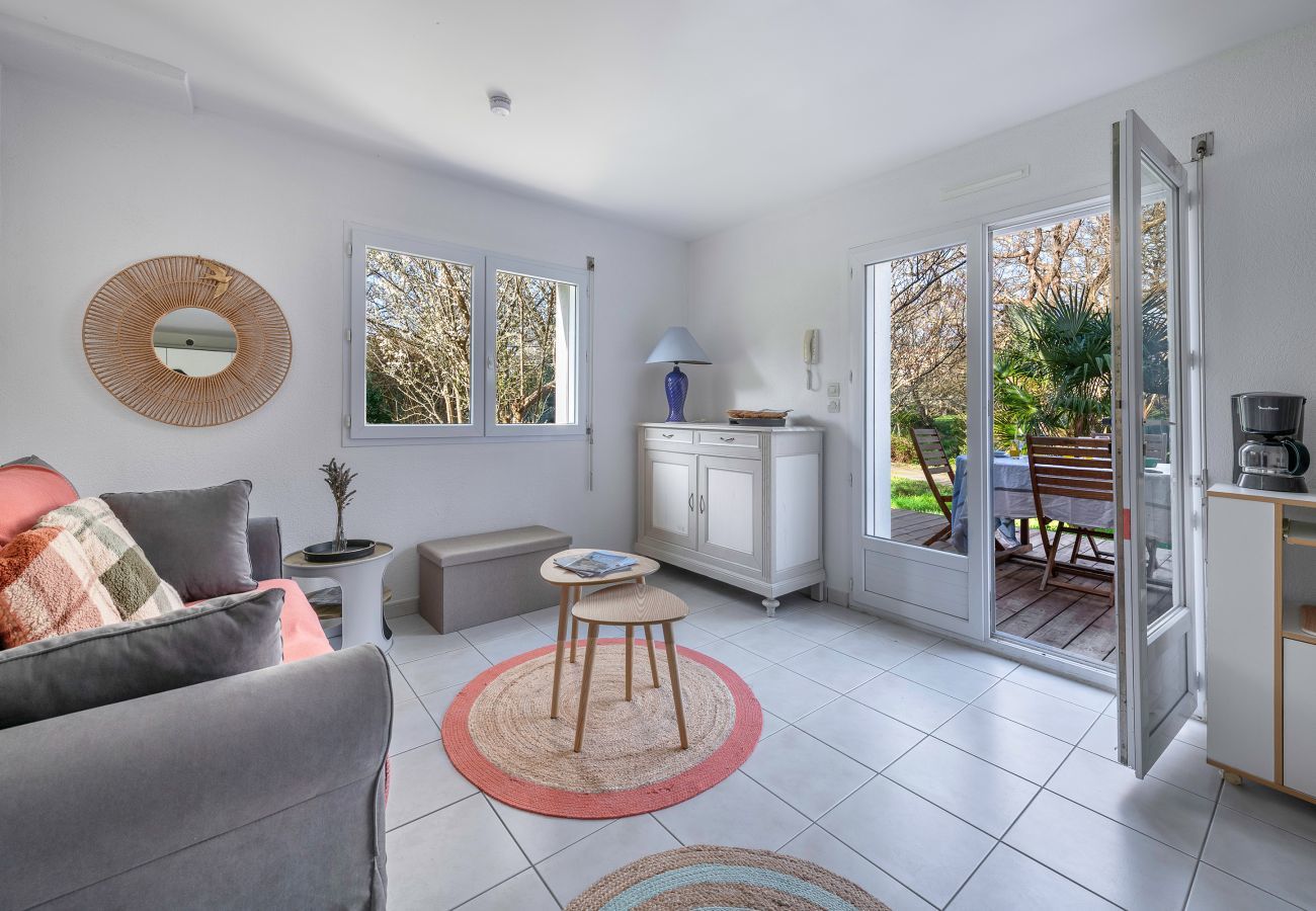 Apartment in Pornic - Flatwith garden 300m from the beach, for 4