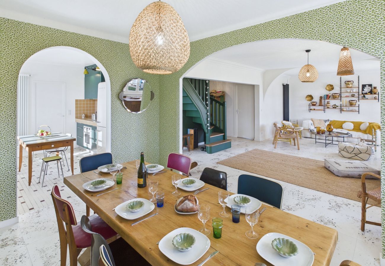 House in Penmarch - House for 8 - Heated pool - 800m from the beach