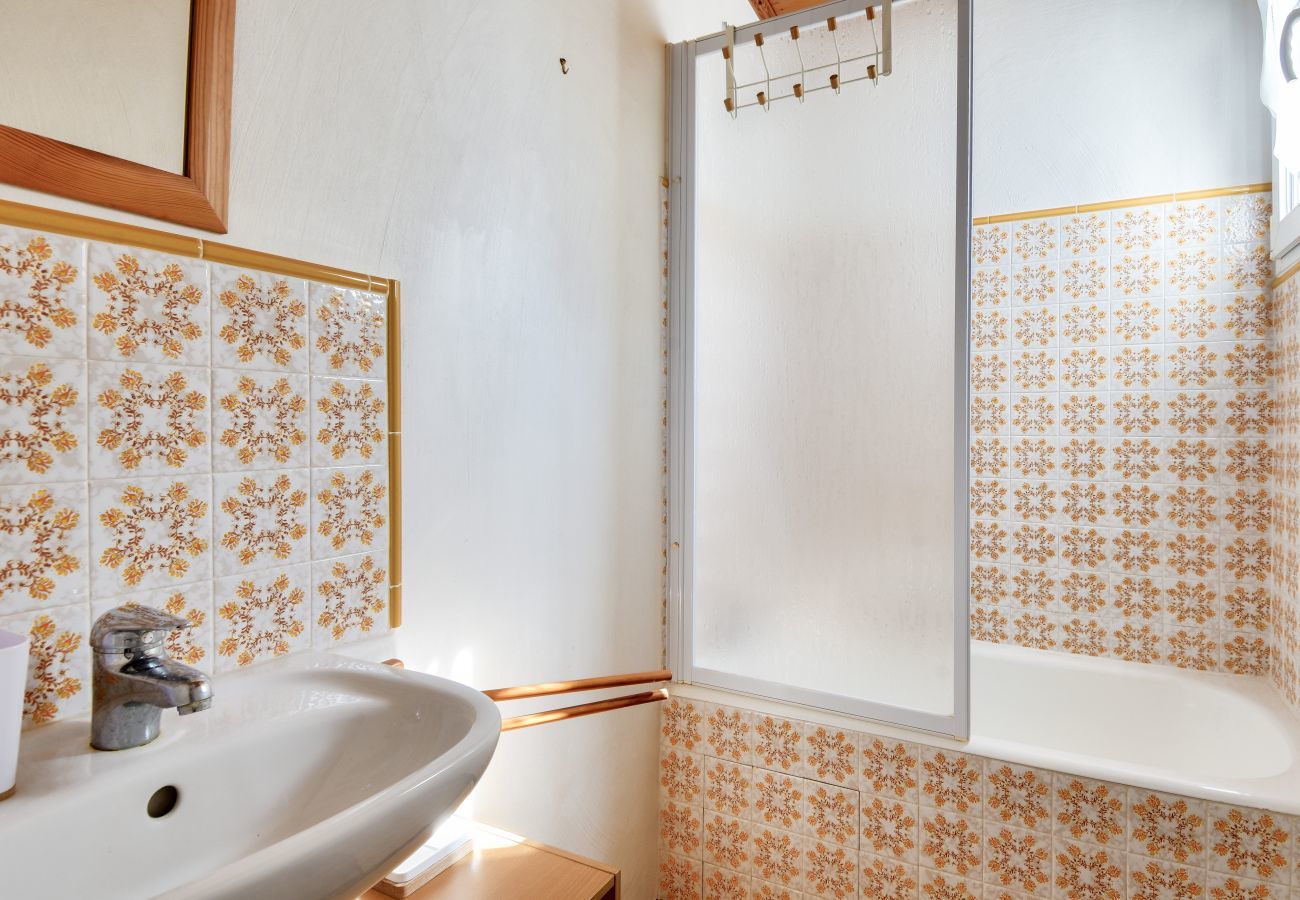 House in Barbâtre - House for 7 people 900m from the beach 