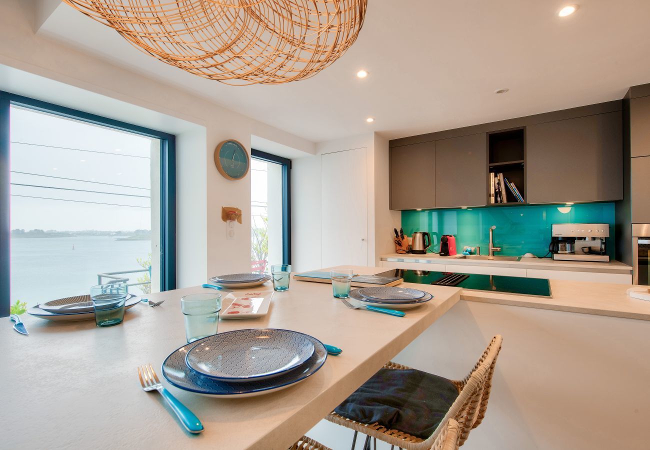 House in Landéda - Exceptional view - House for 4 - 100m beach