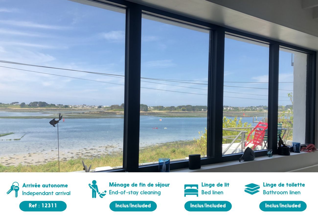 House in Landéda - Exceptional view - House for 4 - 100m beach