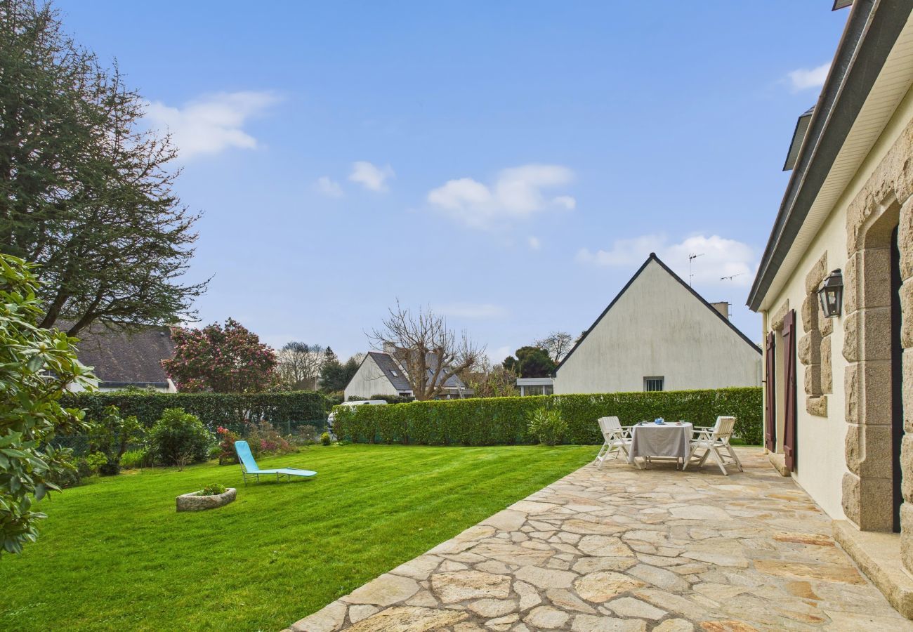 House in Fouesnant - House for 6 with garden, center de Fouesnant