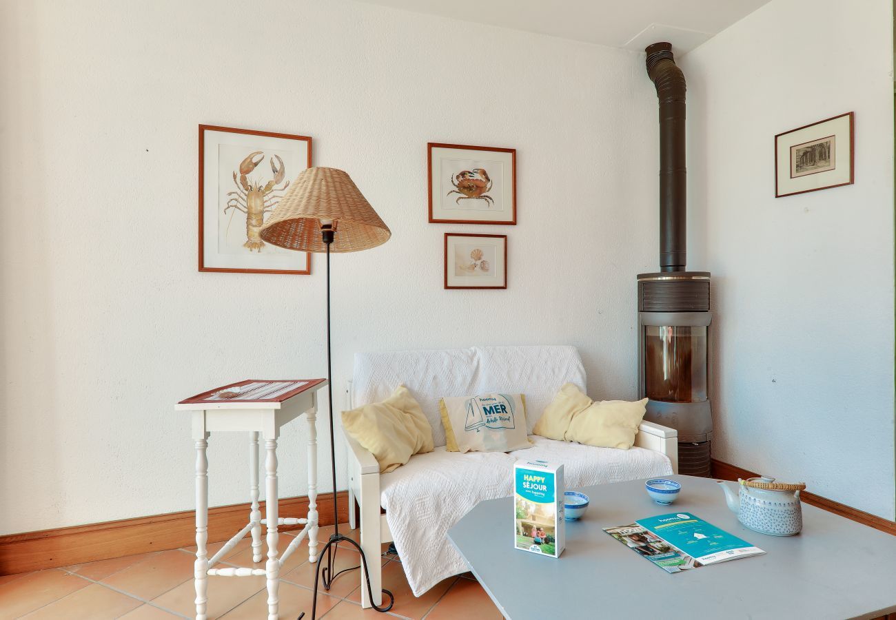 House in Sarzeau - House for 5 with a garden, 300m from the beach