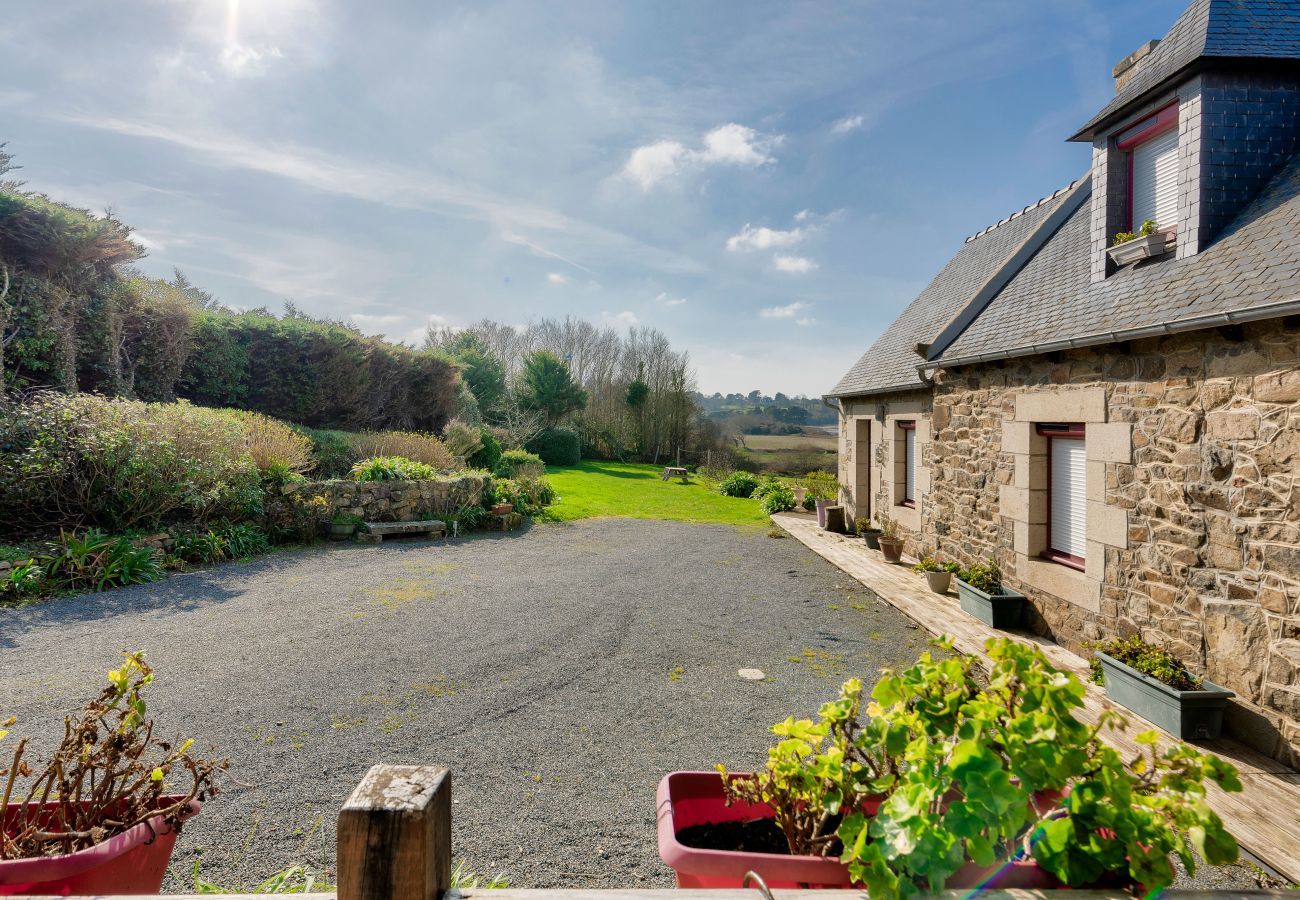 Terraced House in Penvénan - Sea view for 5 -  Petit Bambou - Penvenan