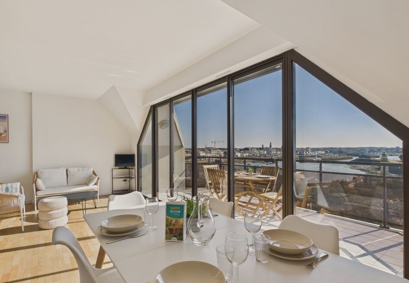 Apartment in Saint-Gilles-Croix-de-Vie - Superb sea and port view - 350m from the beach
