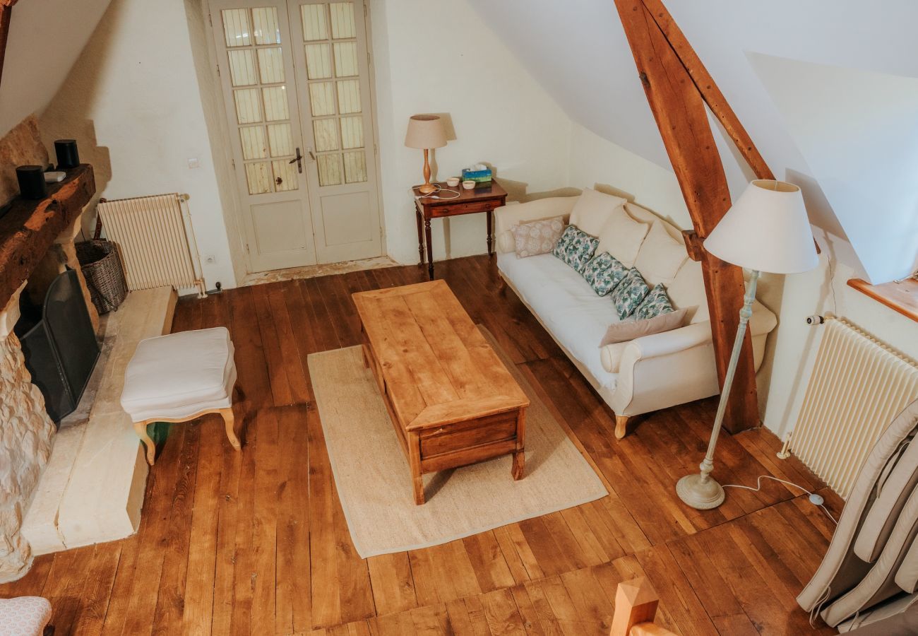 House in Saint-Léon-sur-Vézère - Beautiful house with heated pool for 6