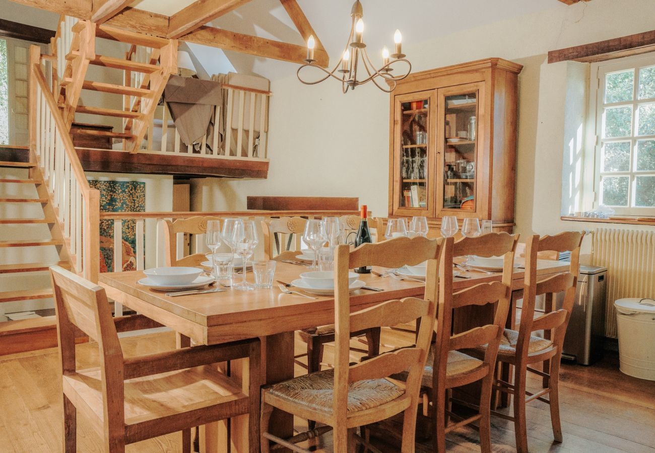 House in Saint-Léon-sur-Vézère - Beautiful house with heated pool for 6