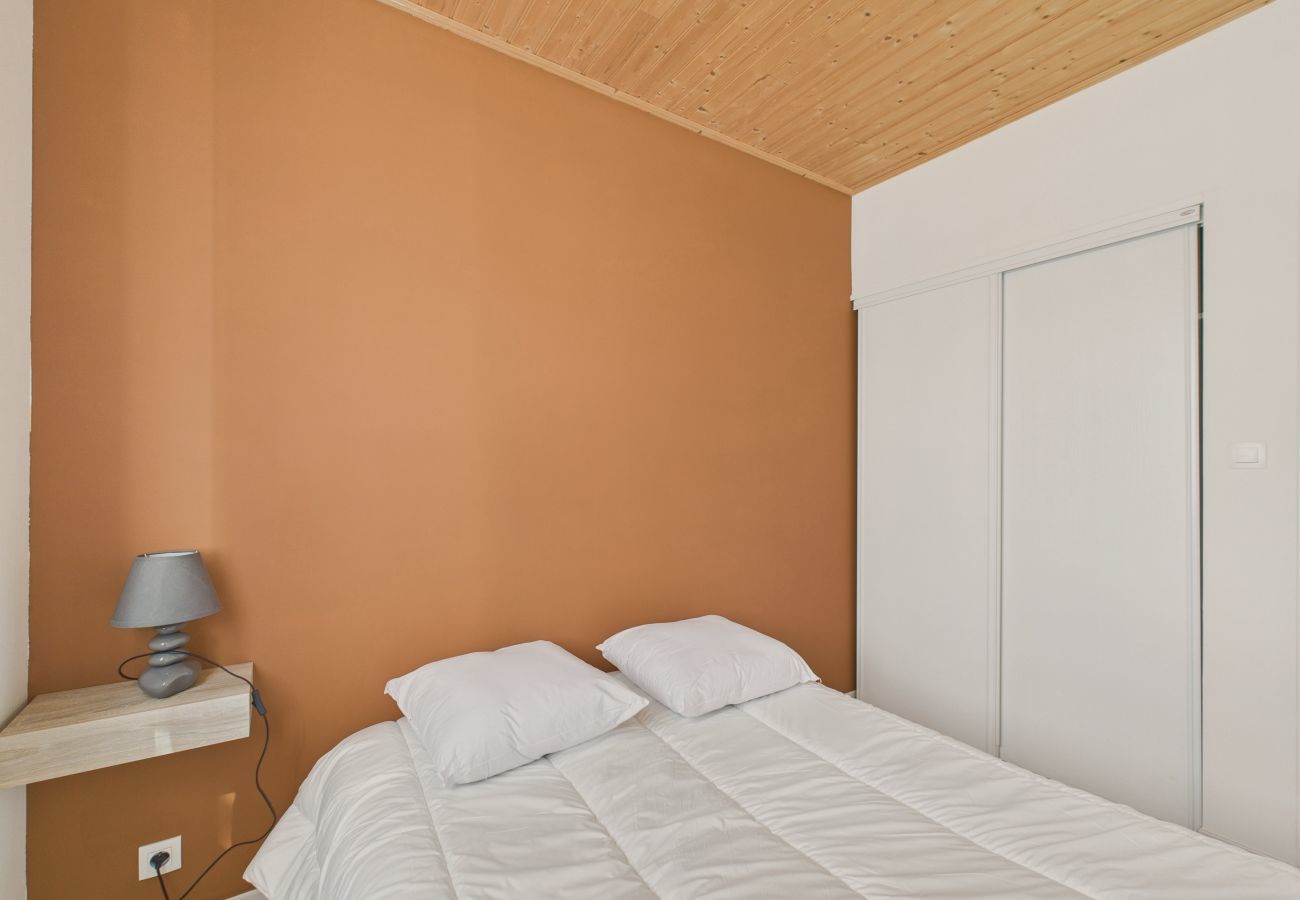 House in Saint-Hilaire-de-Riez - Beautiful House with Outdoor Space for 6 