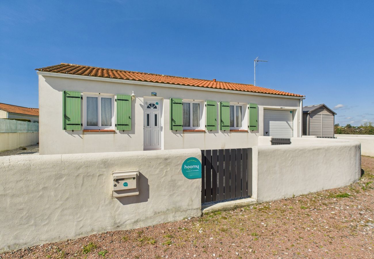 House in Saint-Hilaire-de-Riez - Beautiful House with Outdoor Space for 6 
