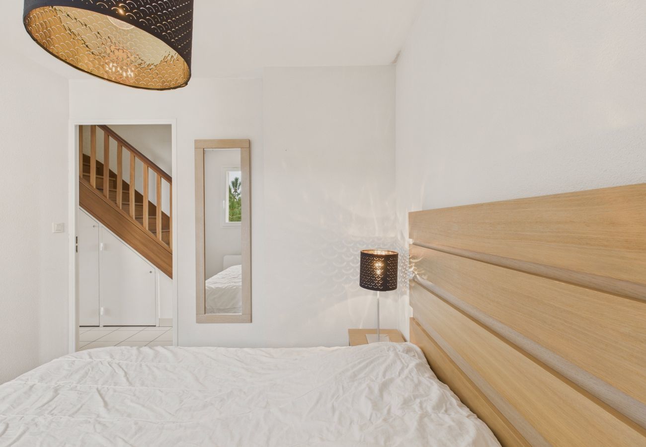 Apartment in Fréhel - View of Fréhel Golf Course - Heated swimming pool