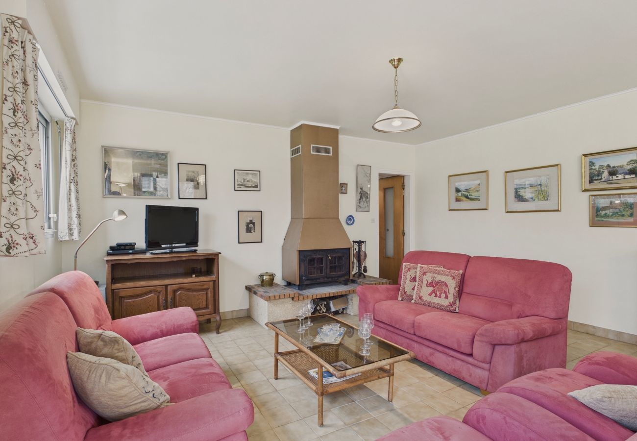 House in La Forêt-Fouesnant - House with garden for 8 adults & 2 kids
