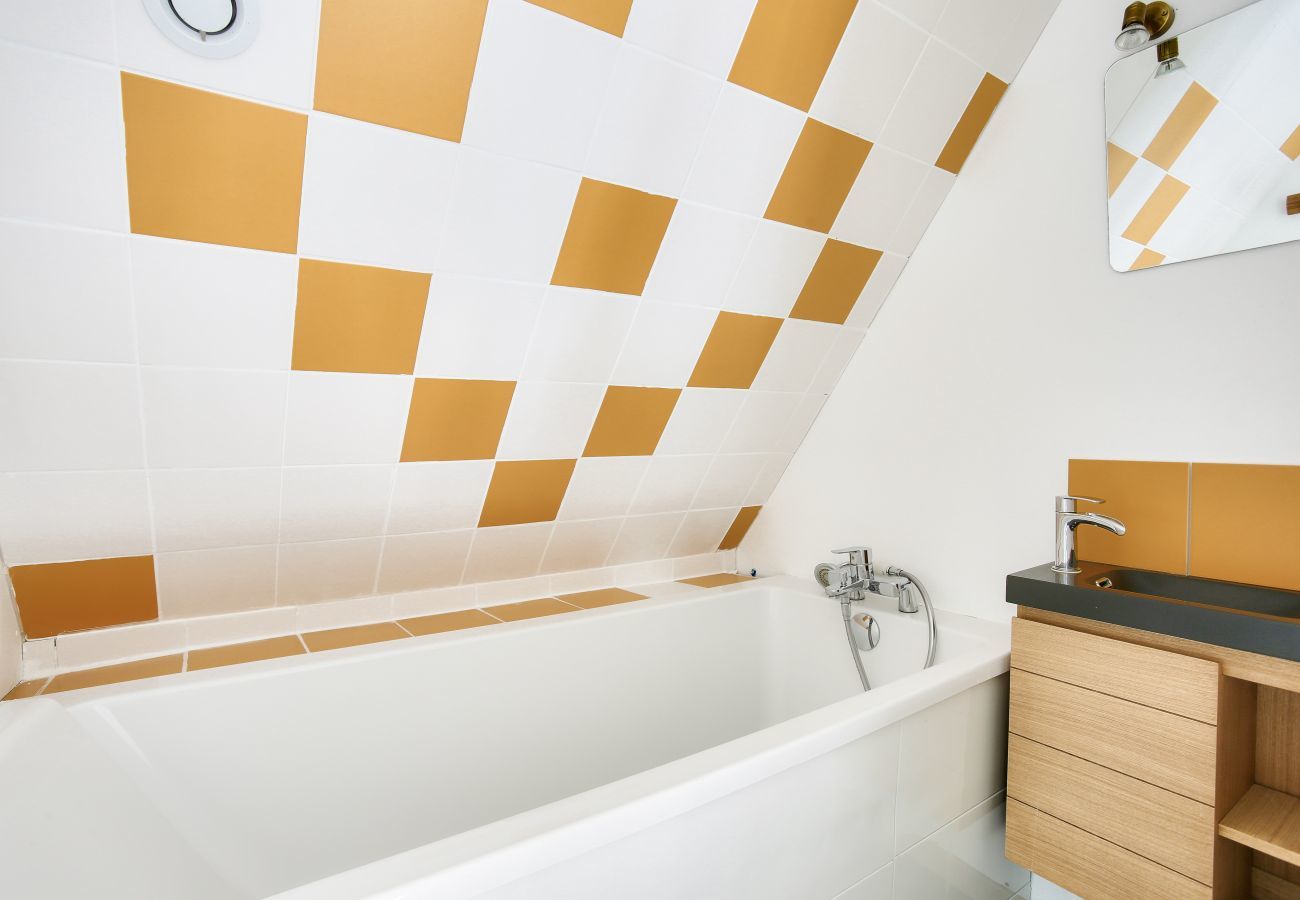 Apartment in Dinard - Duplex for 6 in the city center - 150m from the beach