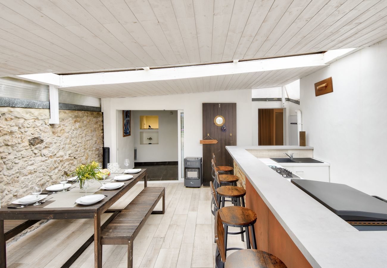 House in Barbâtre - House with garden for 8, 550m from the beach