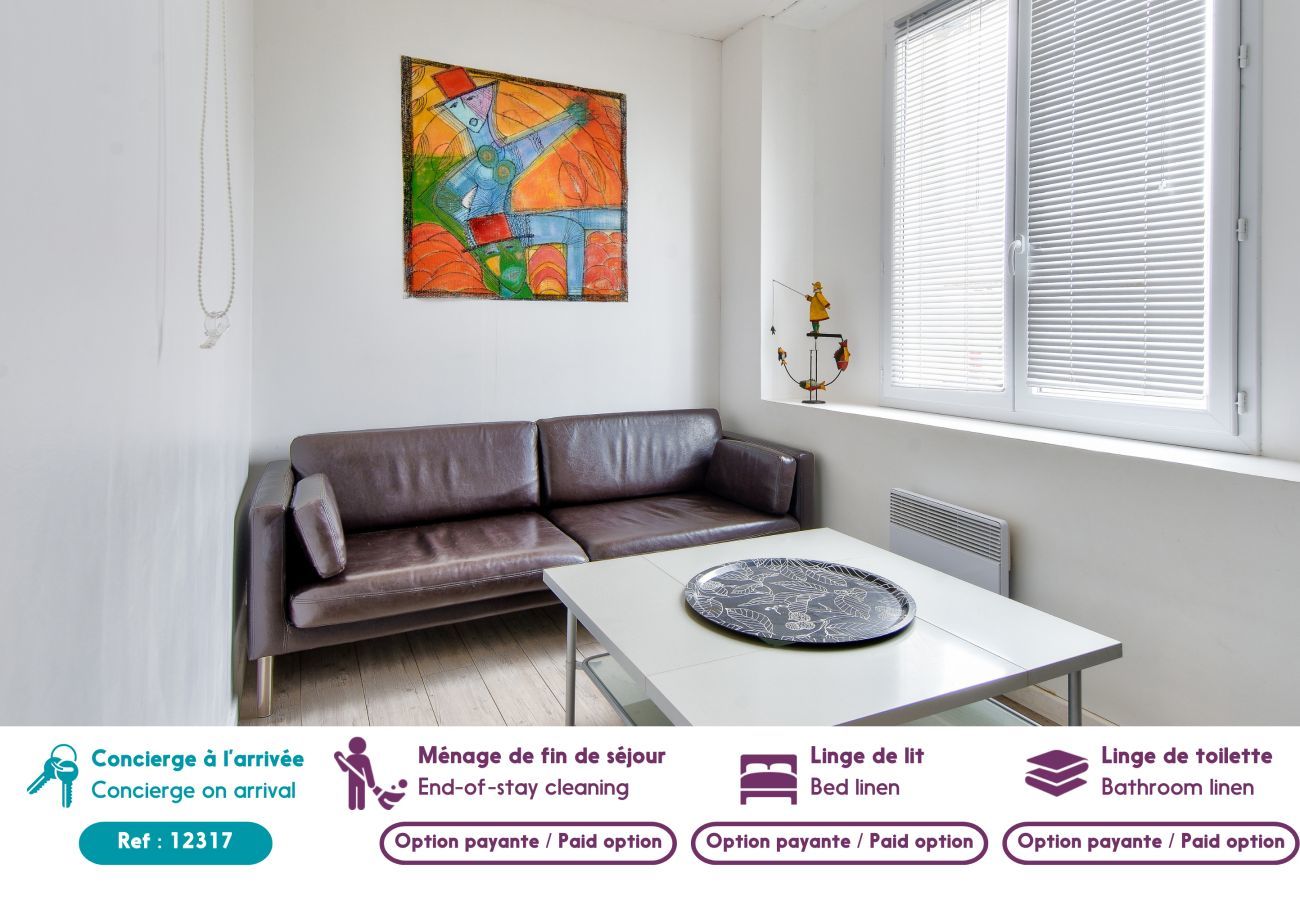 House in Barbâtre - House with garden for 8, 550m from the beach