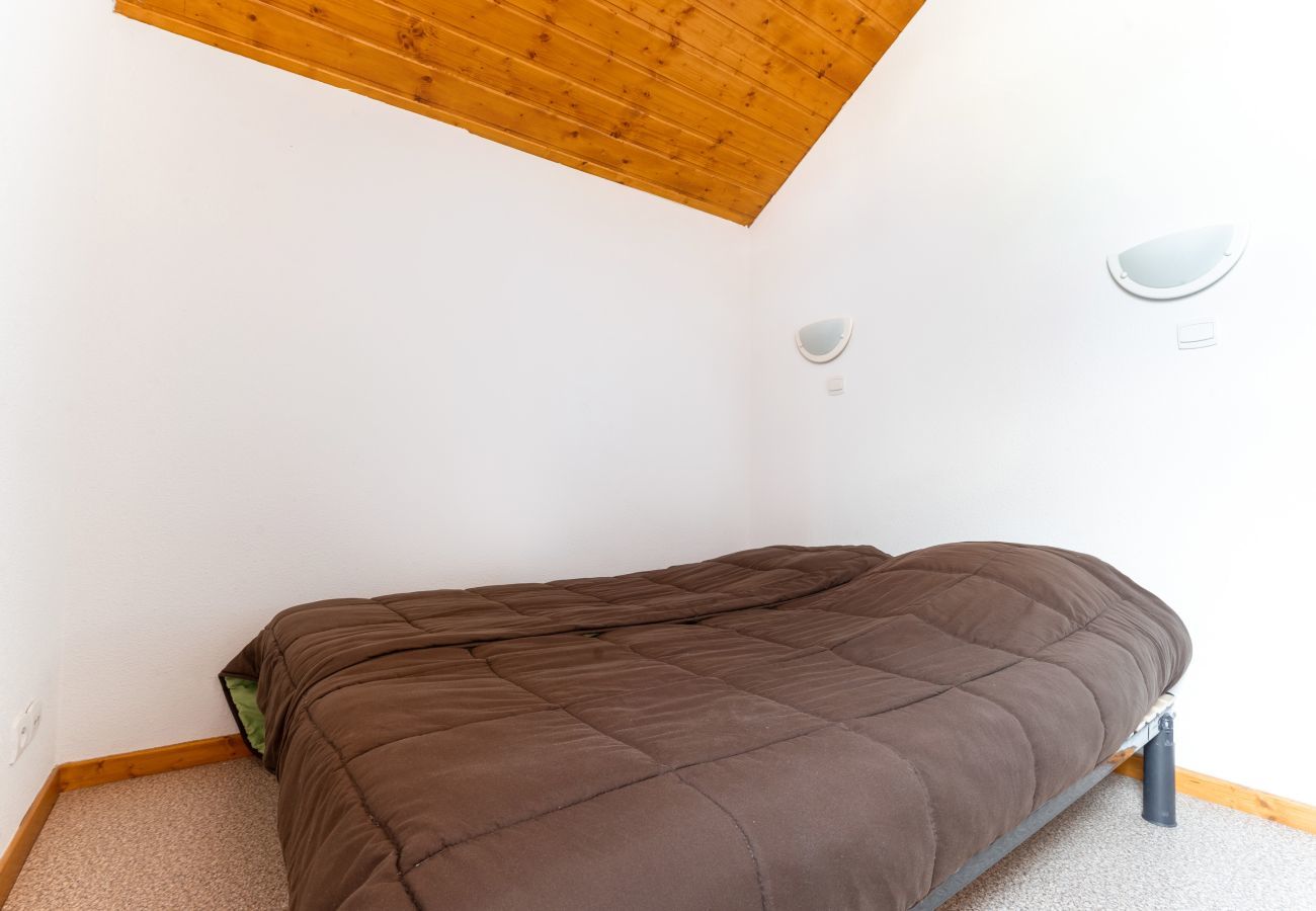 Apartment in Le Dévoluy - 150m from the slopes, apartment for 8 with balcony