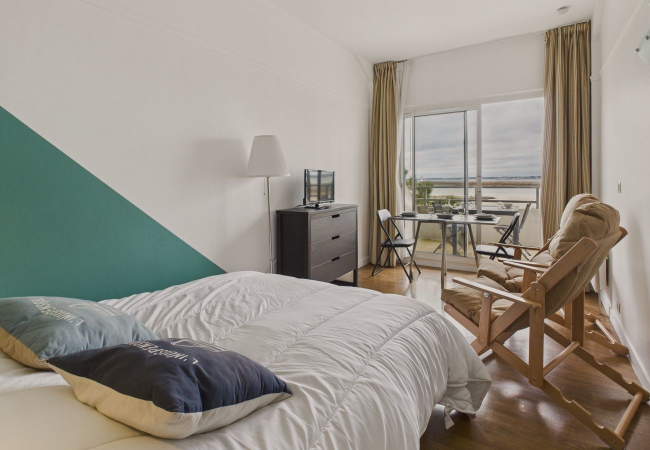 Studio in Le Croisic - Sea view - Studio for 2 with swimming pool