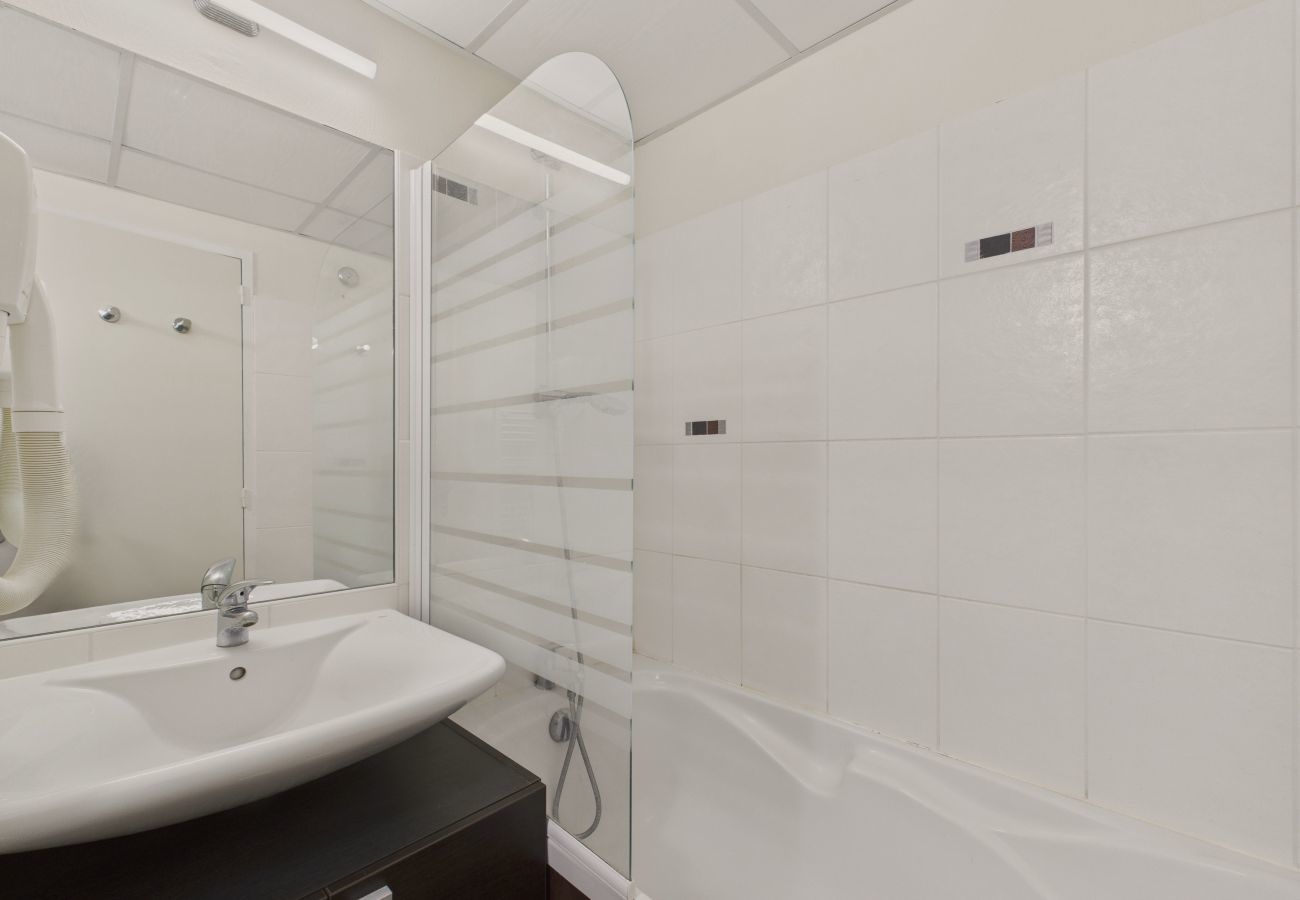 Studio in Le Croisic - Sea view - Studio for 2 with swimming pool