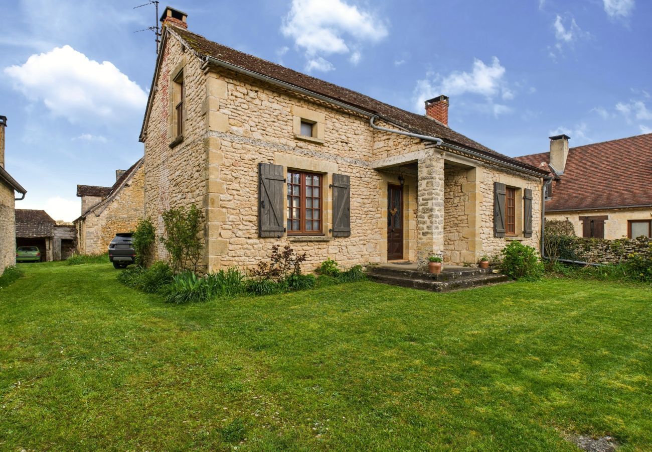 House in Fanlac - Charming country house for 6 with garden