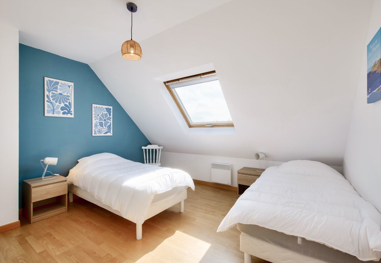 House in Plouguerneau - House for 6 with garden 500 m from the beach