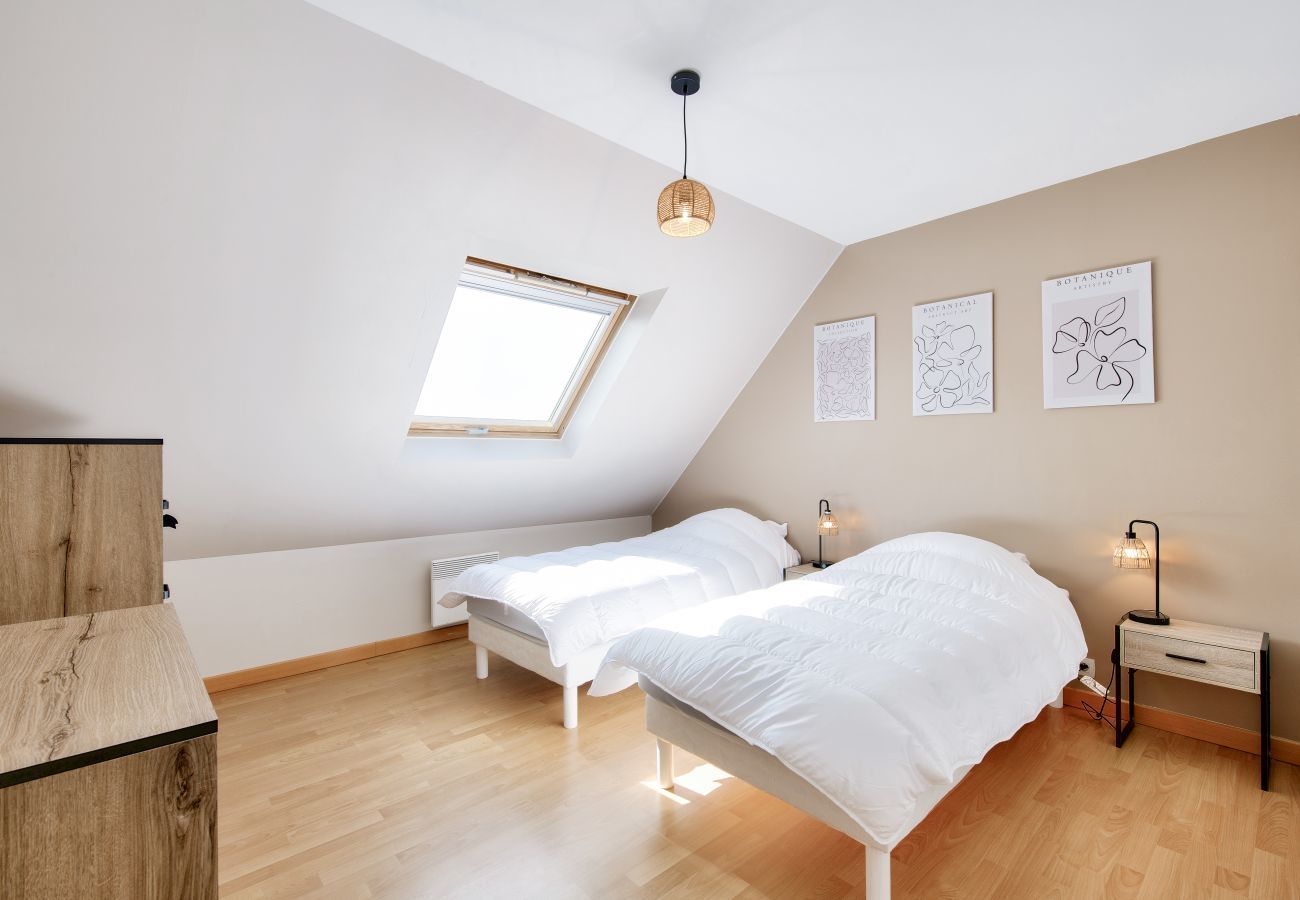 House in Plouguerneau - House for 6 with garden 500 m from the beach