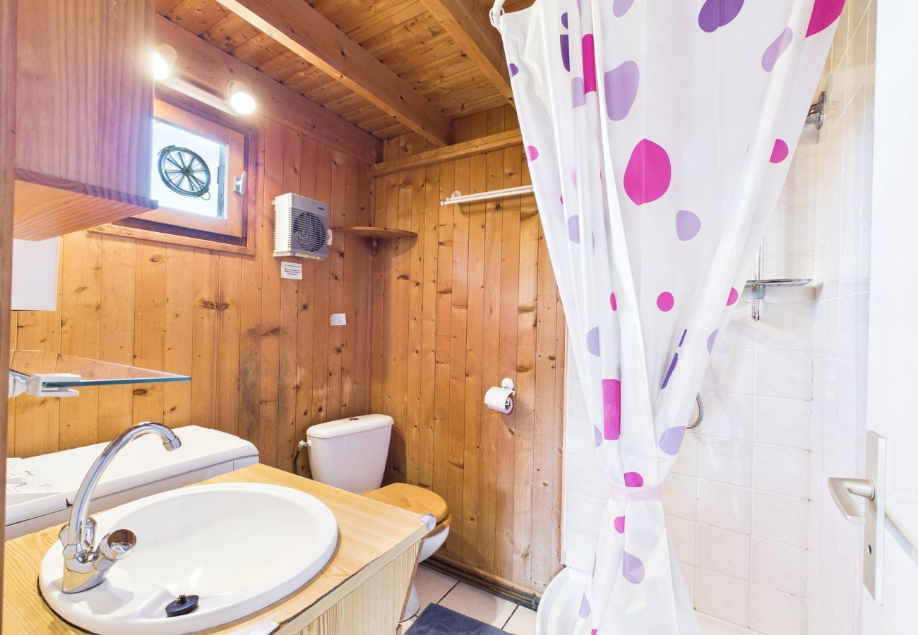 Chalet in Plurien - Chalet for 2 adults and 2 children - garden and terrace