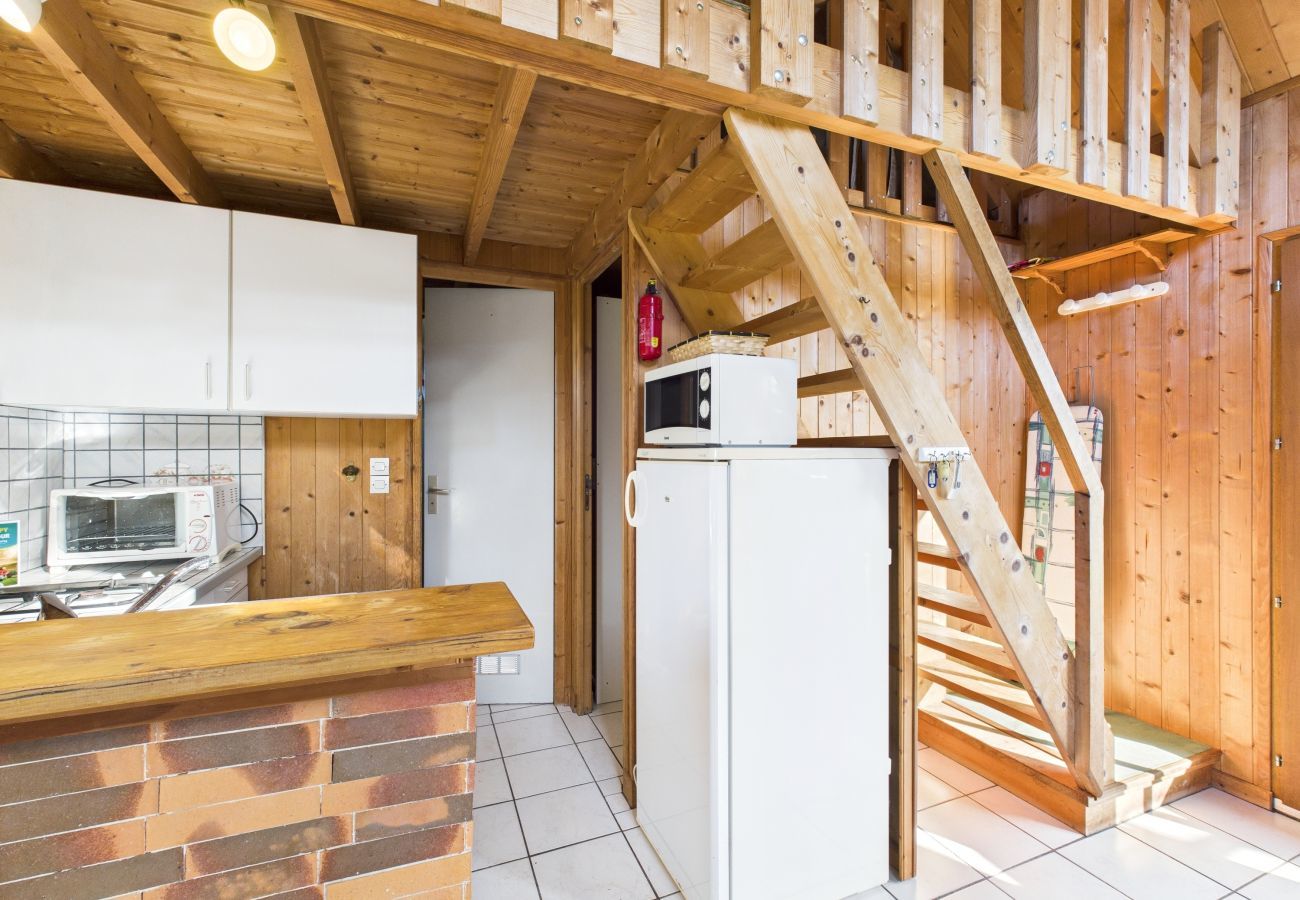 Chalet in Plurien - Chalet for 2 adults and 2 children - garden and terrace
