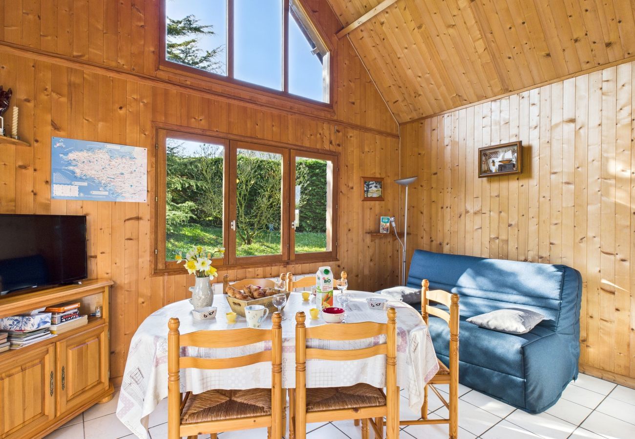 Chalet in Plurien - Chalet for 2 adults and 2 children - garden and terrace