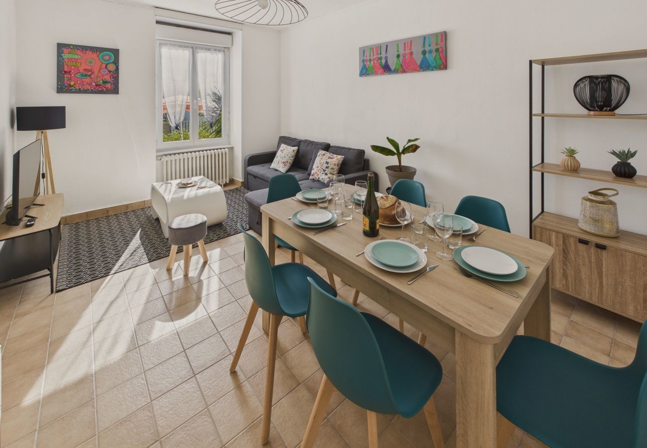 House in Treffiagat - House for 6, 200m from the port and the beach