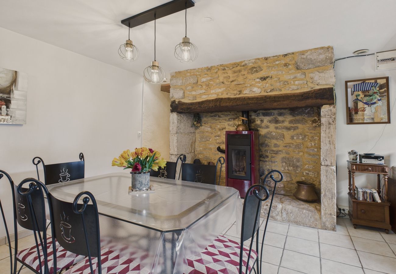 House in Valojoulx - Charming stone house for 6 – Valojoulx