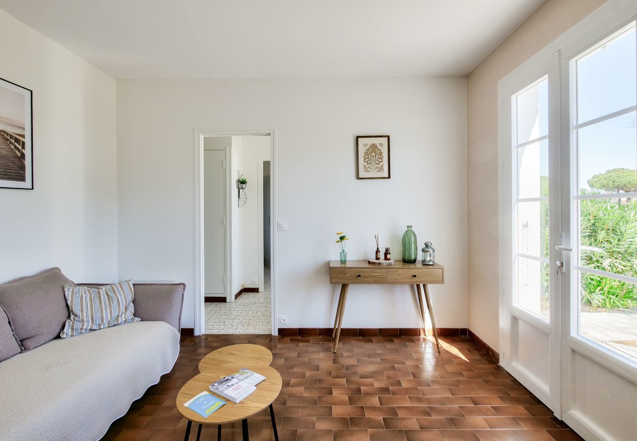 House in Ars-en-Ré - Pretty house for 4, with garden, in Ars-en-Ré