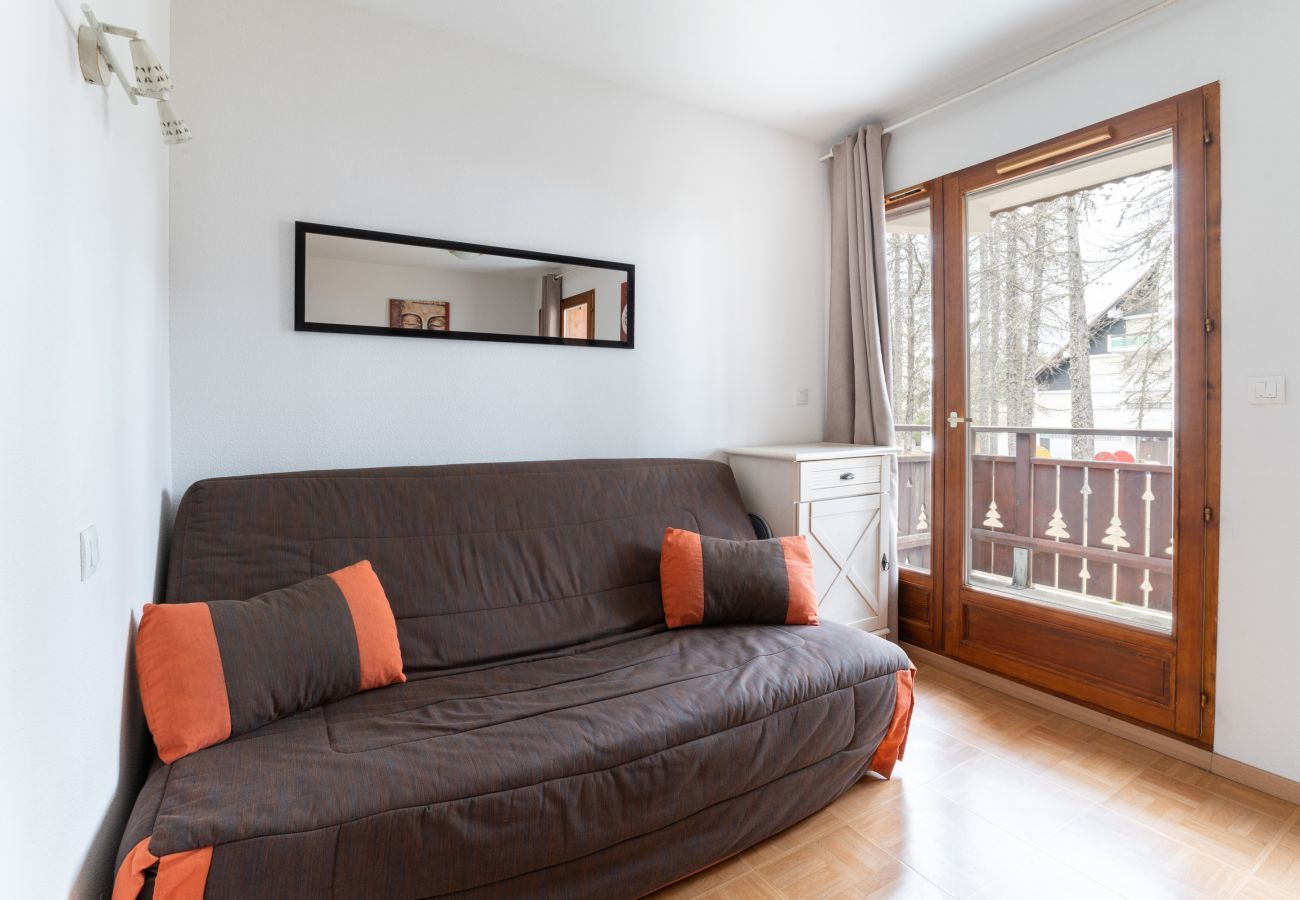 Apartment in Le Dévoluy - La Joue du Loup, apartment for 4, balcony