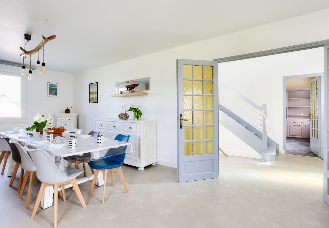 House in Erquy - House for 8 - heated pool - 800m from the beach