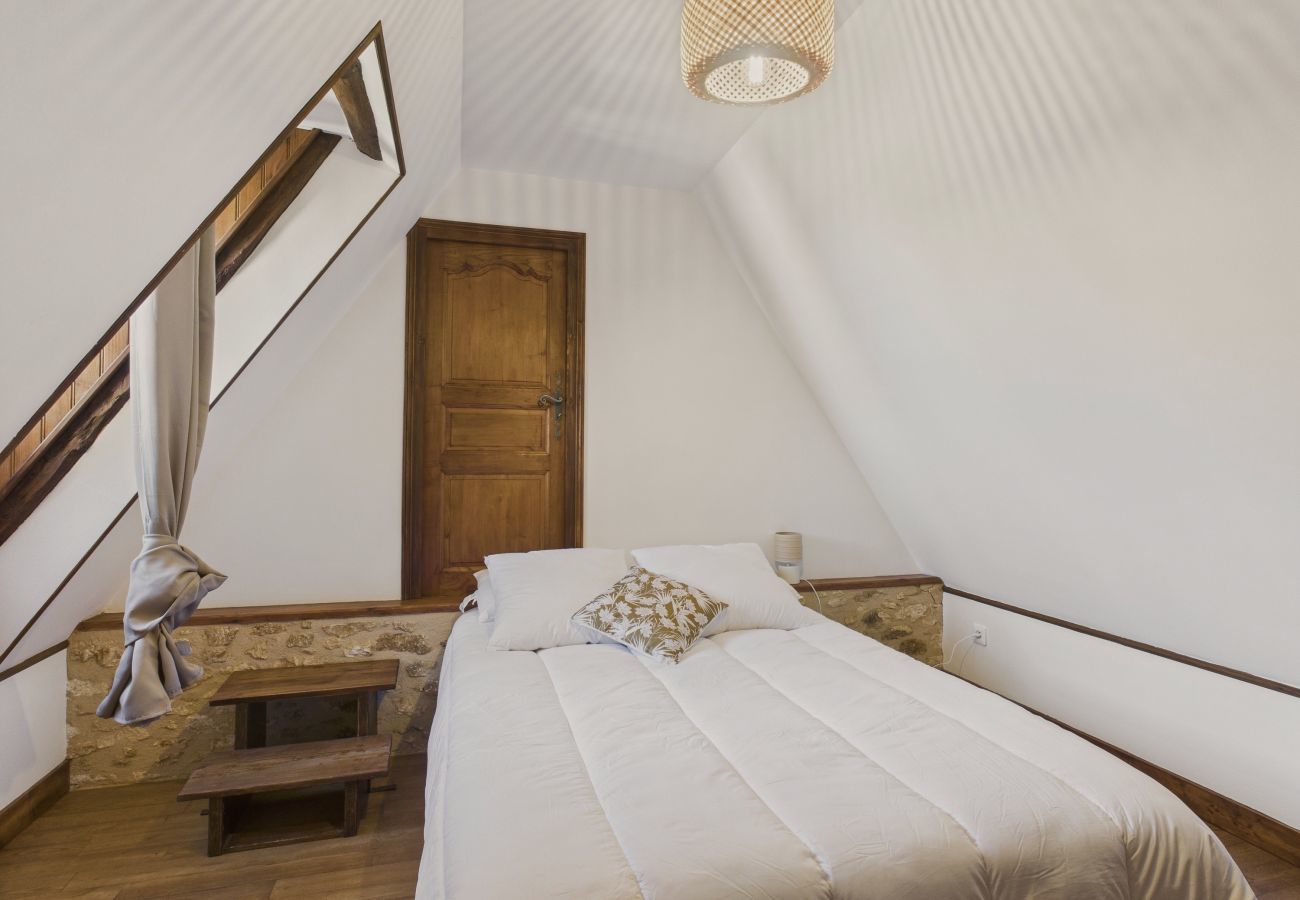House in Mauzens-et-Miremont - Lovely house with jacuzzi for 8 people