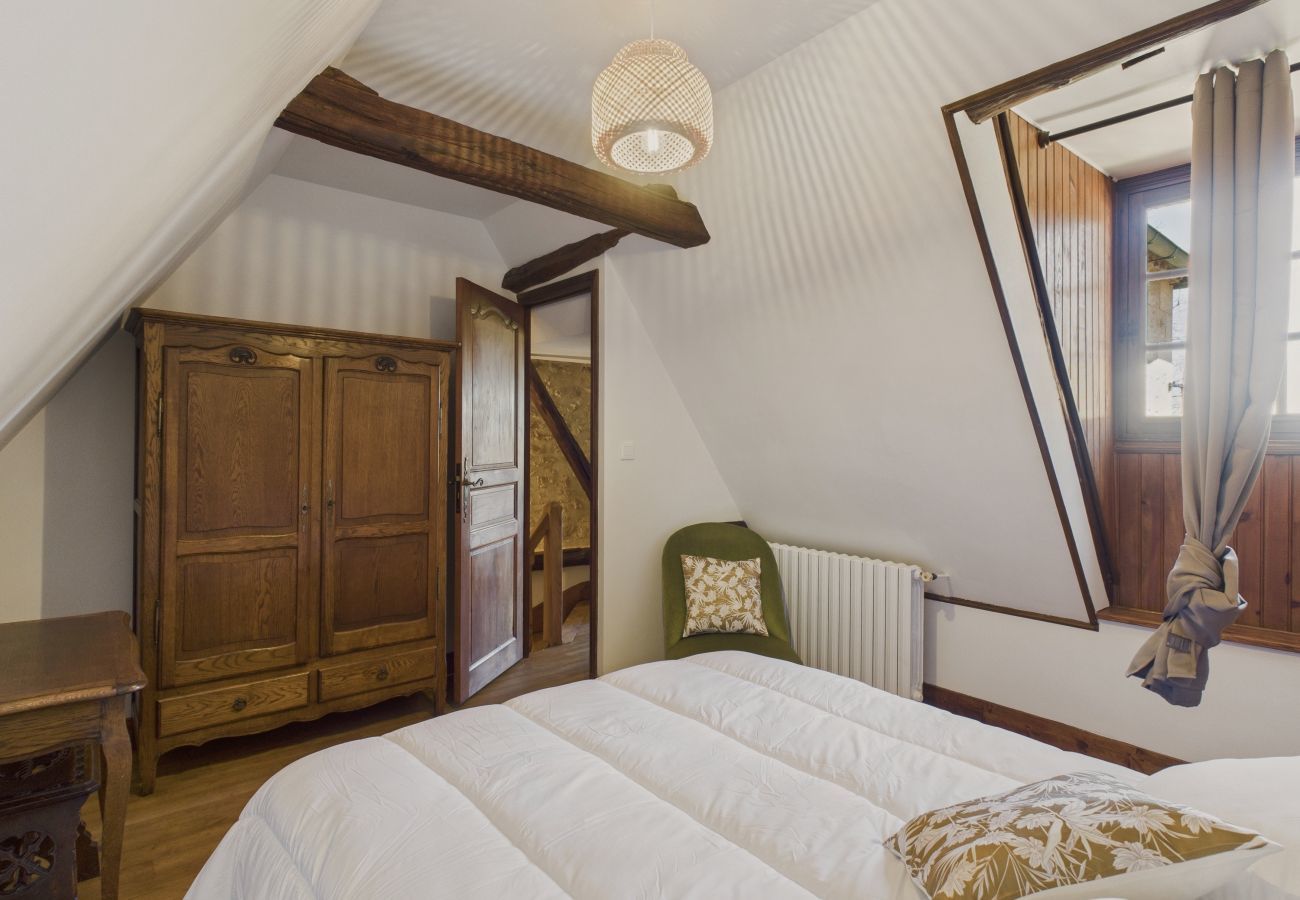 House in Mauzens-et-Miremont - Lovely house with jacuzzi for 8 people
