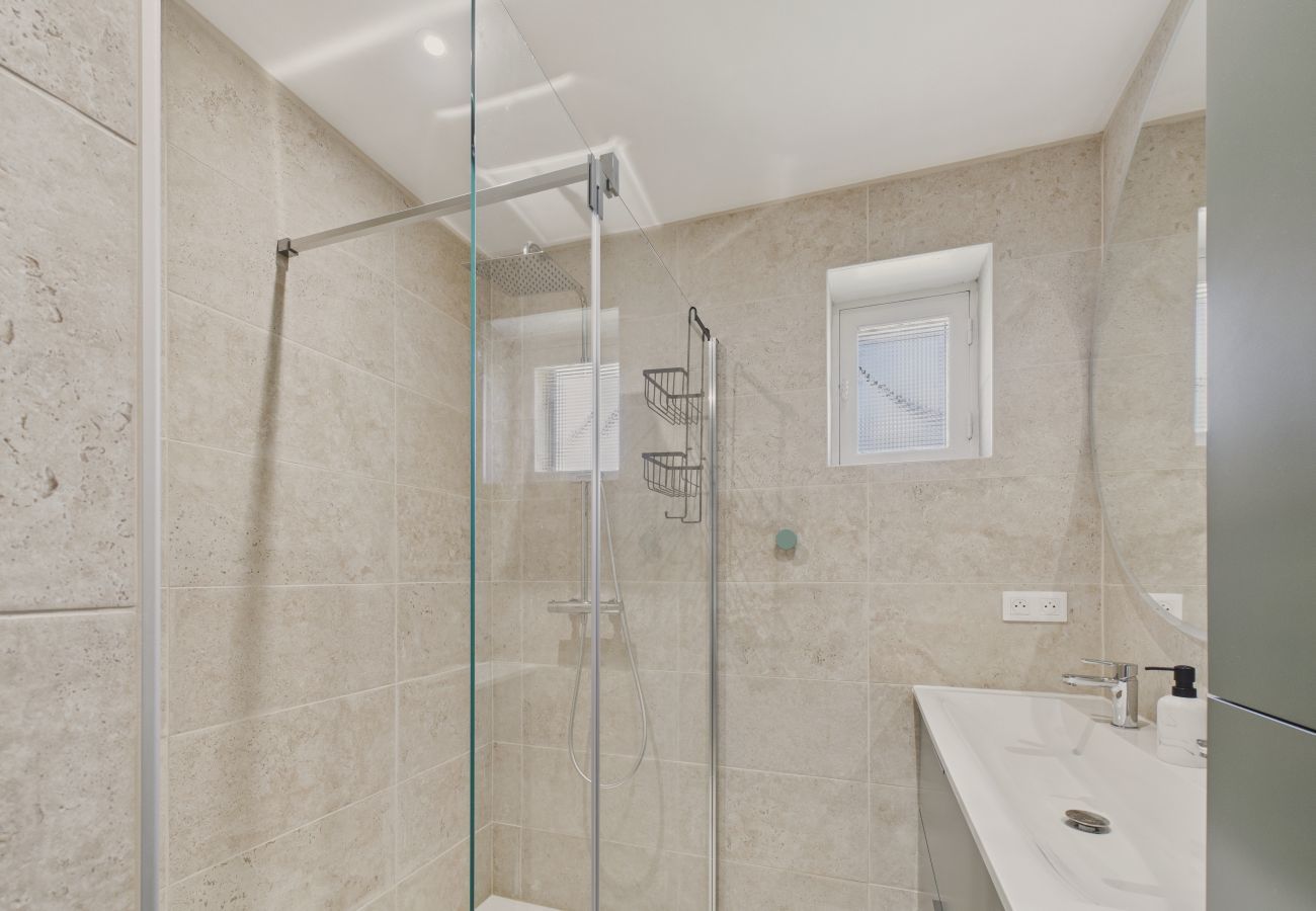 House in Mauzens-et-Miremont - Lovely house with jacuzzi for 8 people