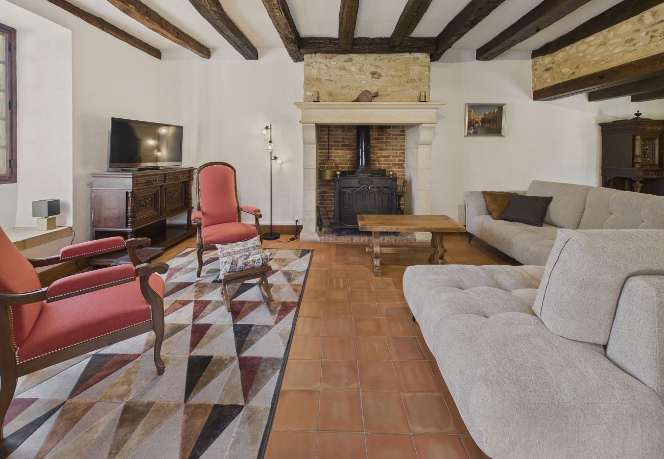 House in Mauzens-et-Miremont - Lovely house with jacuzzi for 8 people